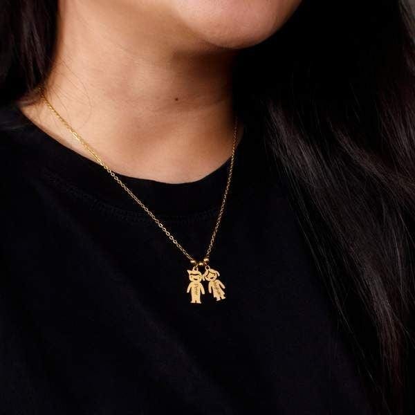 AntiqueAccesories Personalized Engraved Couple Name Necklace